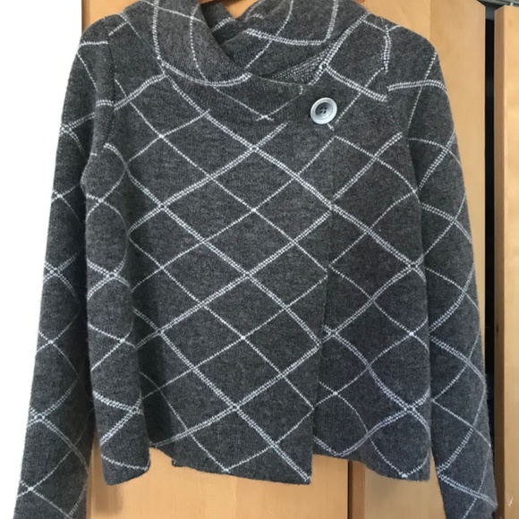 A Ellen Tracy wool and acrylic jacket - Picture 3 of 7